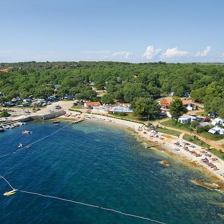 Fkk Adriatika In Fkk Solaris Naturist Resort Poreč Exterior foto