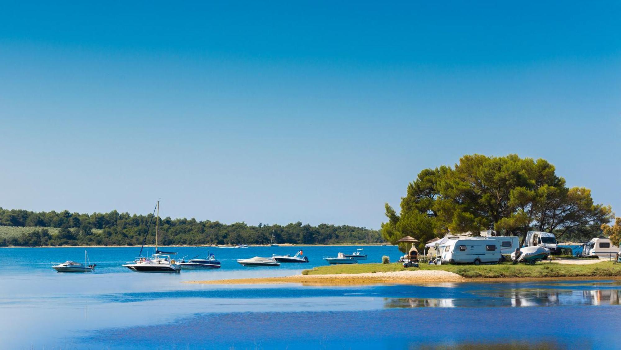 Fkk Adriatika In Fkk Solaris Naturist Resort Poreč Exterior foto